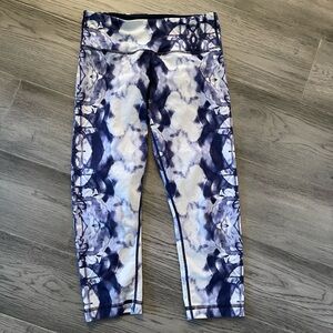 lululemon athletica Purple and White Patterned Cropped Leggings